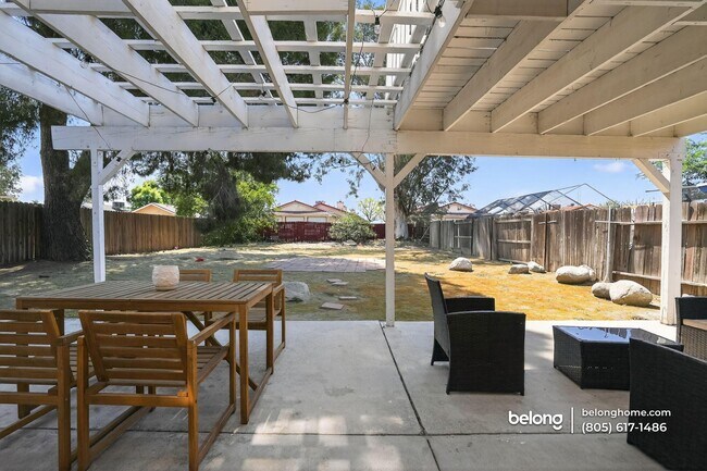 Foto del edificio - 4505 Gardenwood Ln