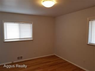 Building Photo - 13525 W 21st Pl