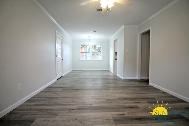 Foto del edificio - 9 Caswell Cir