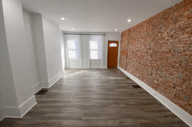 Foto del edificio - 1725 Monument St