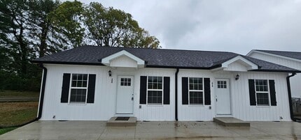 Building Photo - 518 W Taylor St