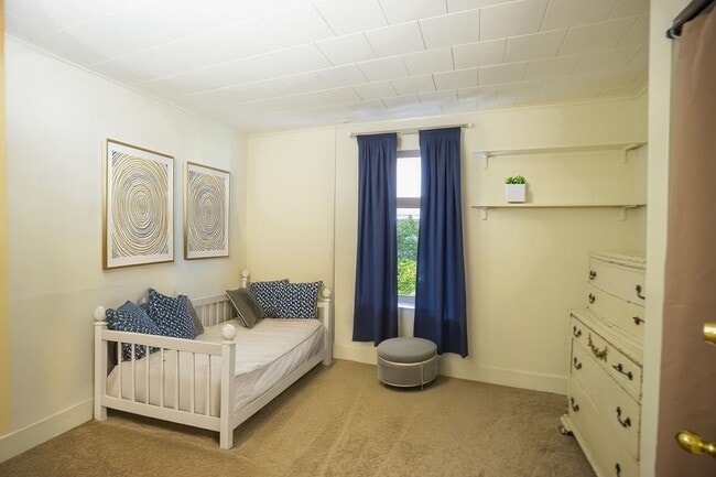 Photo - 113 Comstock Pl Apartment