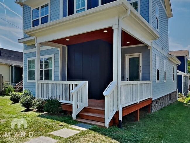 Building Photo - 131 Fain St