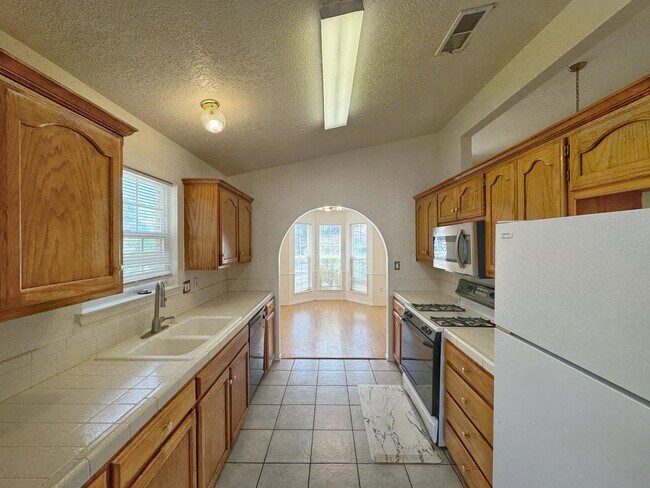 Building Photo - 10411 San Gregorio Dr NW