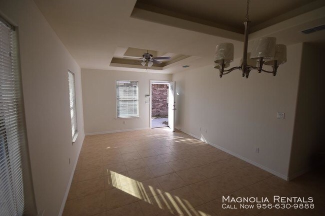 Foto del edificio - 3 bedroom in Edinburg TX 78542