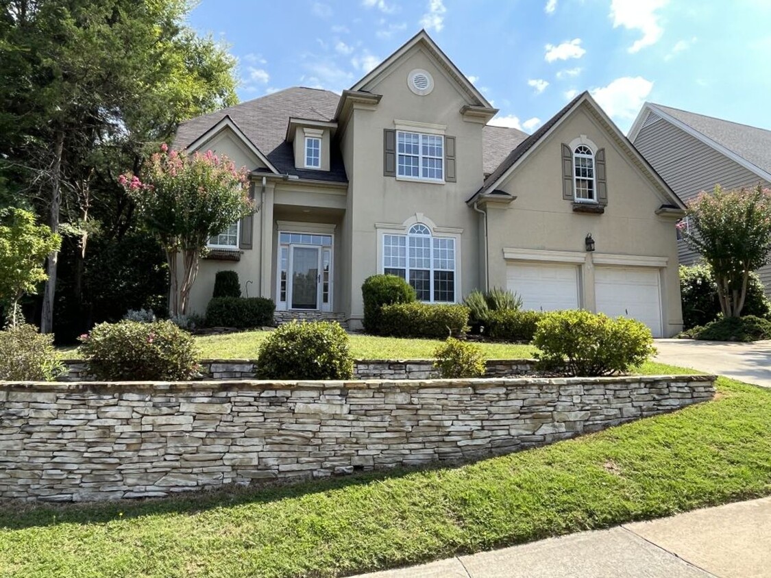 Foto principal - Refreshed 4 Bed home in Ballantyne