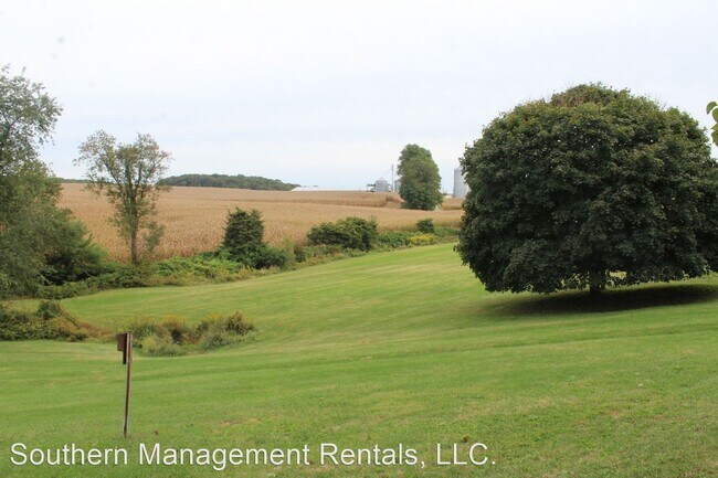 Building Photo - 5 br, 2 bath House - 16095 Round Hill Chur...
