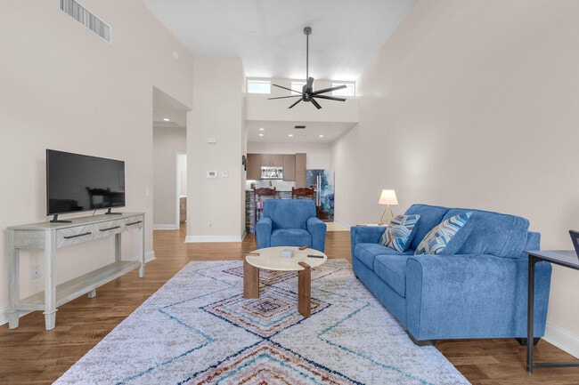 Foto del edificio - 3657 Quiet Side St