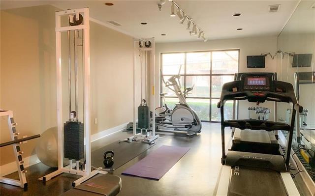 Foto del edificio - 4605 Cedar Springs Rd