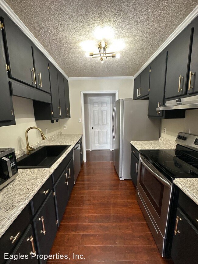 Building Photo - 3 br, 2 bath House - 1103 Berry Street