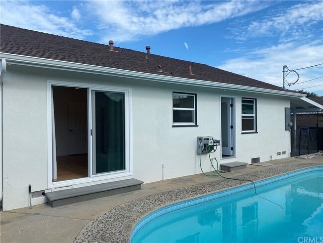 Building Photo - 21421 Talisman St