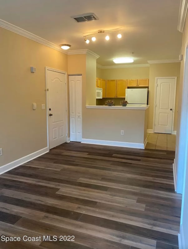 Building Photo - 6441 Borasco Dr