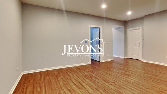Building Photo - Discover this charming ADU near Golden Gar...