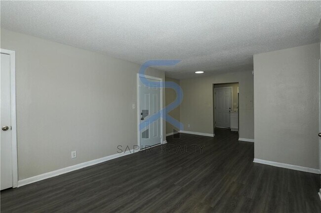 Foto del edificio - 2045 Alison Ct SW