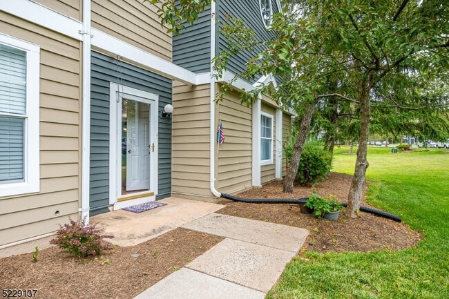 Building Photo - 131 Bonney Ct