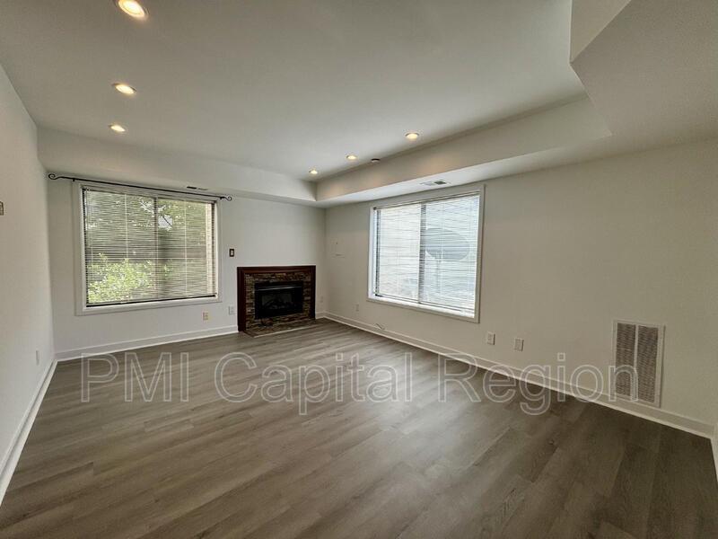 Foto principal - 9718 Hellingly Pl