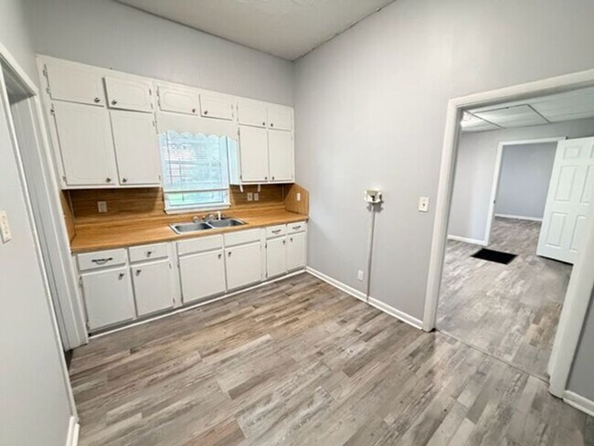 Foto del edificio - 4316 Gadsden St