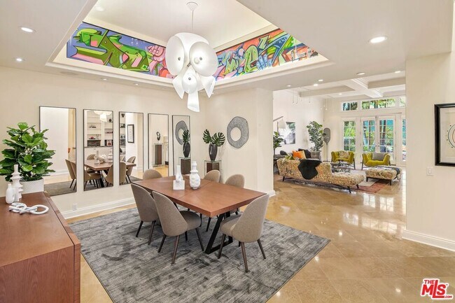 Foto del edificio - 2305 Canyonback Rd