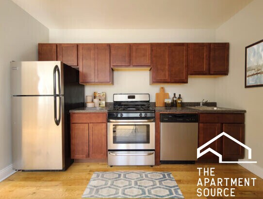 Foto del edificio - 849 W Cornelia Ave