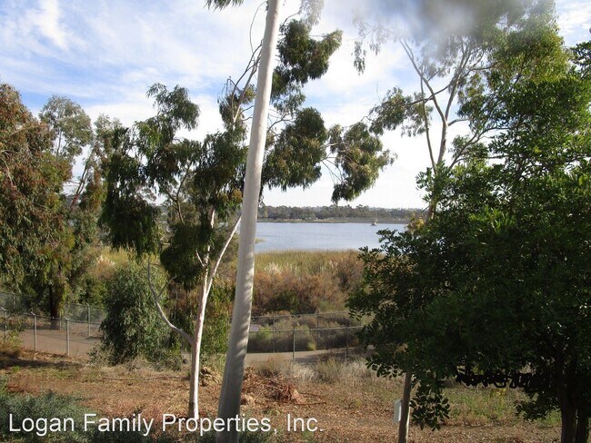 Foto del edificio - 10875 Scripps Ranch Blvd