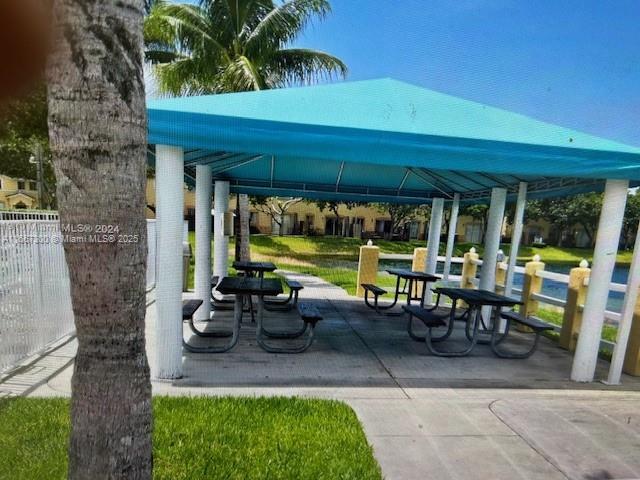 Foto del edificio - 2869 SE 15th Rd