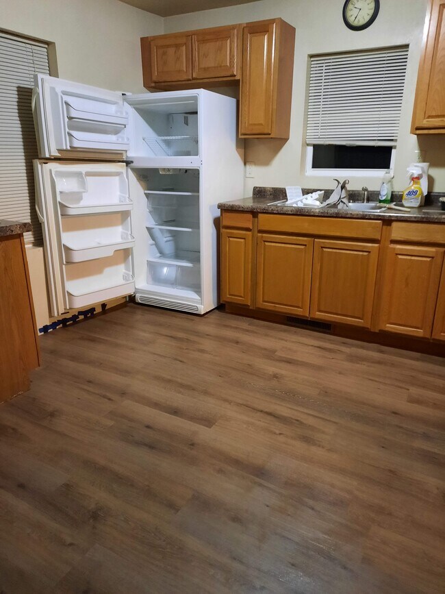 Foto del edificio - 1421 N Appleton St