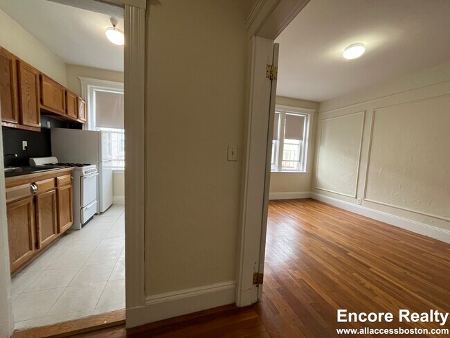 Building Photo - 1687 Commonwealth Ave