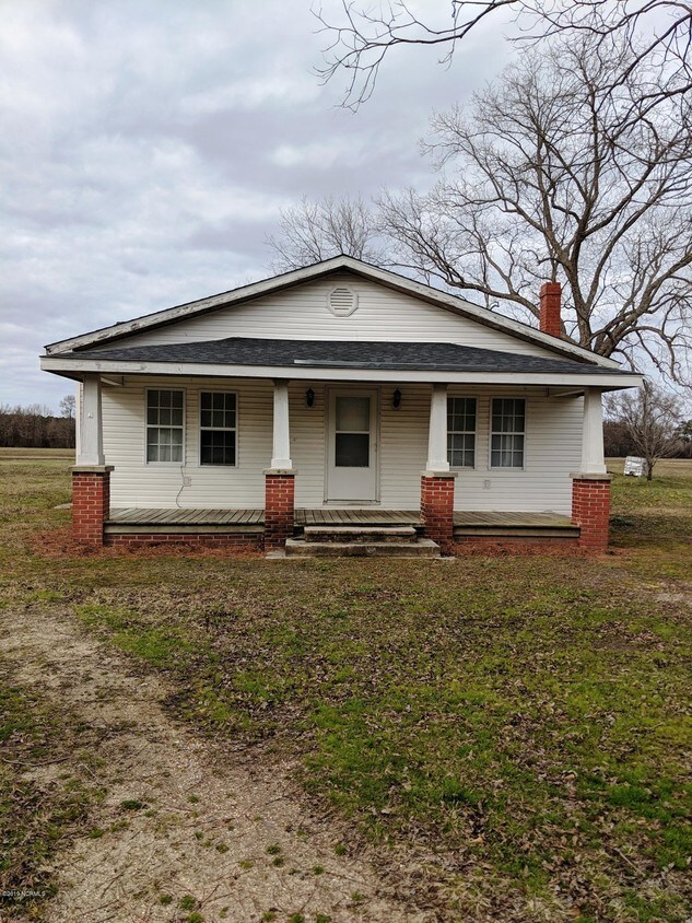 Primary Photo - 391 Lindell Rd