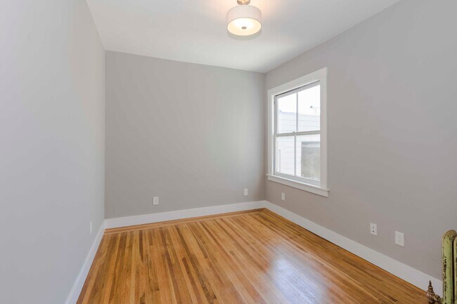 Building Photo - 1441 Clay St