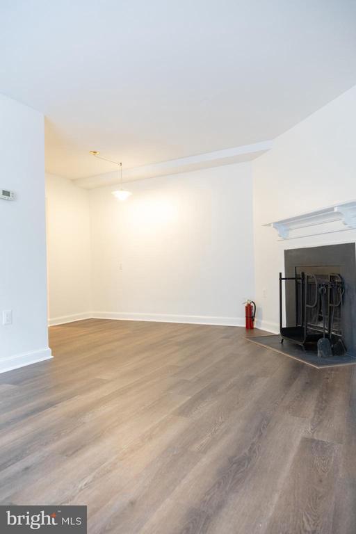 Building Photo - 3815 Davis Pl NW