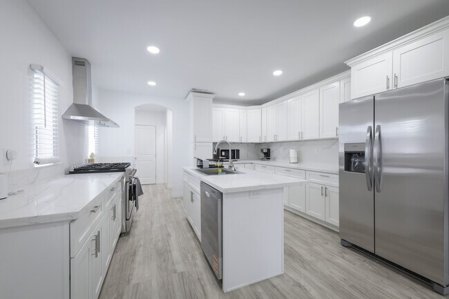 Foto del edificio - 501 Magnolia Ave