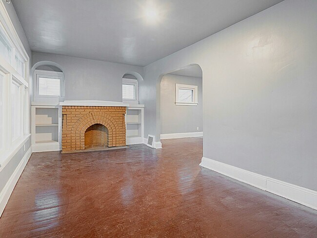 Foto del edificio - 11009 Greenwich Ave