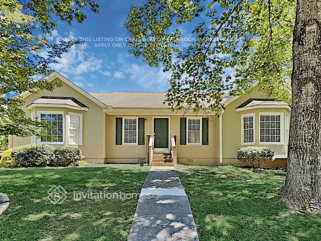 Building Photo - 1555 Pine Creek Way NE