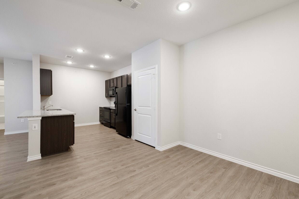 Norte 8833 - 8833 Binz Engleman Rd Converse, TX 78109 | Apartments.com