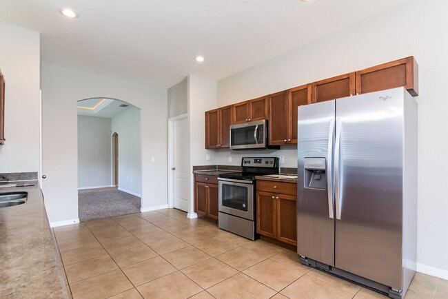 Foto del edificio - 6854 Glenbrook Dr
