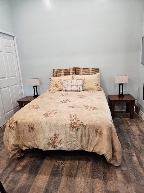 Foto principal - 7010-0rion Orion Ave