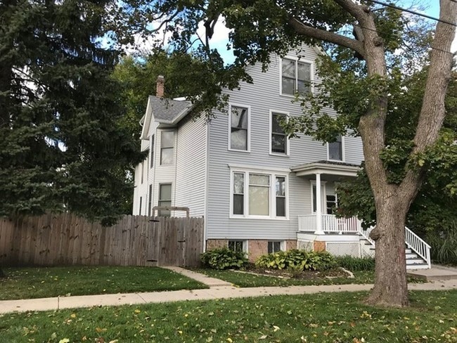 Building Photo - 204 N Bothwell St