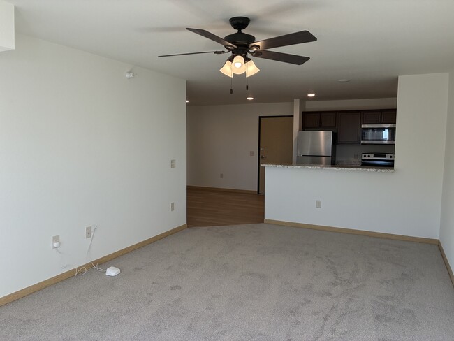 Building Photo - Stone Meadow Apartments