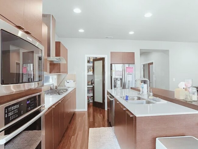 Foto del edificio - 4108 168th Pl SE