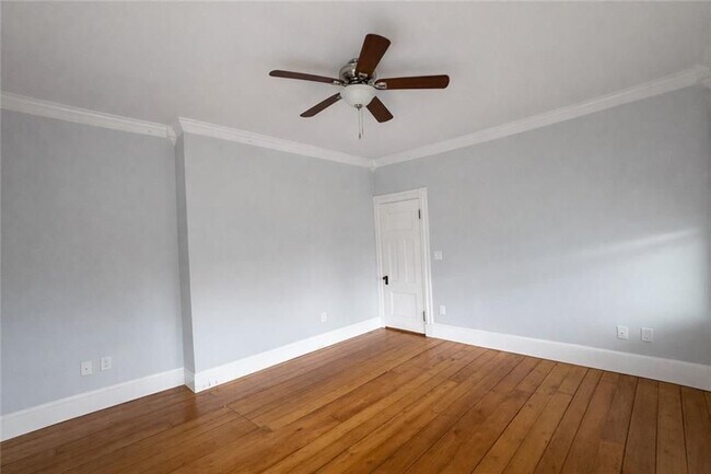 Foto del edificio - 739 Rock St