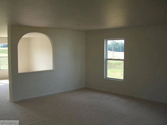Foto del edificio - 359 Kendall Dr
