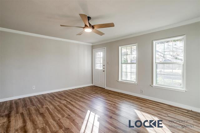 Foto del edificio - 5916 Norma Dr