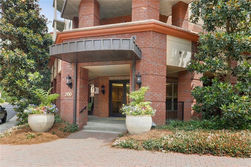Primary Photo - 200 River Vista Drive