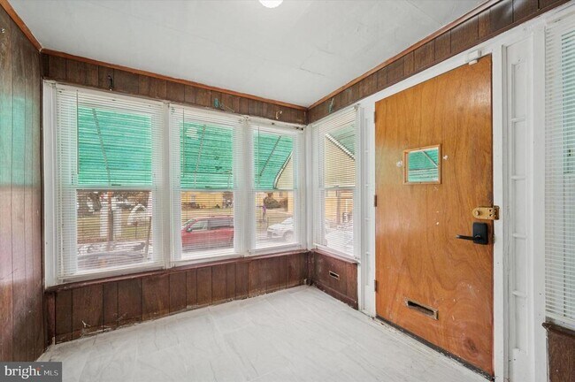 Foto del edificio - 445 Millbank Rd