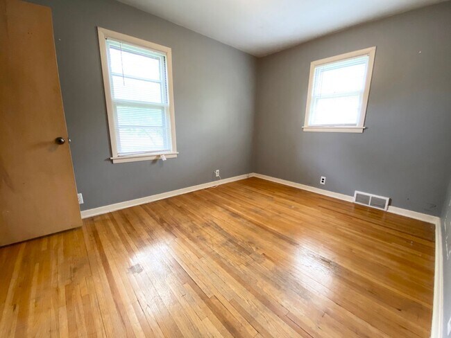Foto del edificio - 5 Bedroom in North Fargo