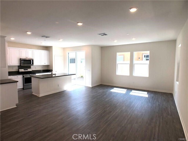 Building Photo - 851 Brynlee Pl