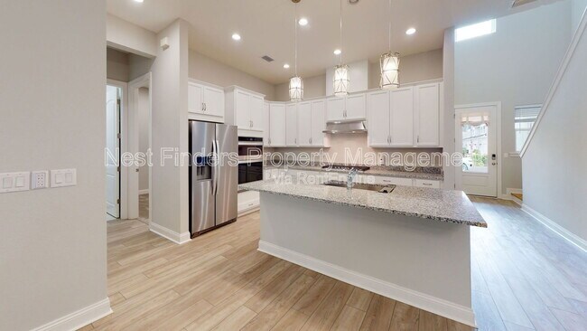 Foto del edificio - 64 Egan Way