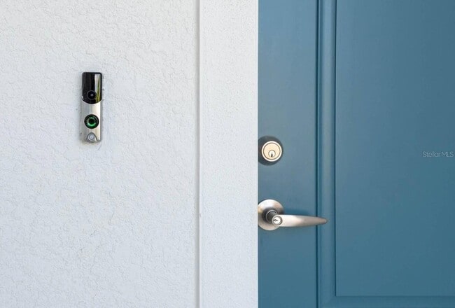 Building Photo - 3462 Caravelle St