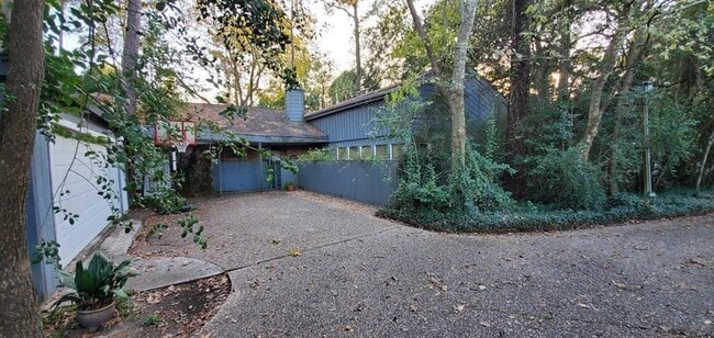 Building Photo - 12525 Broken Bough Dr
