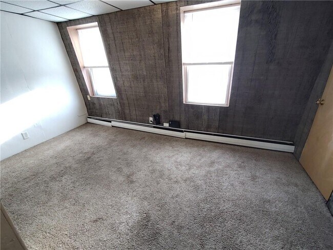 Foto del edificio - 672 Providence St